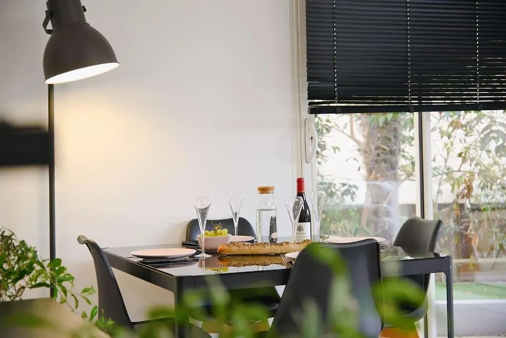 Apartment Duplex Design, Calme, Au Vallon Des Auffes, Bord De Mer Marseille