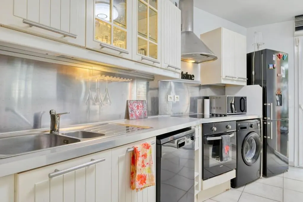 Apartment Duplex Design, Calme, Au Vallon Des Auffes, Bord De Mer Marseille France