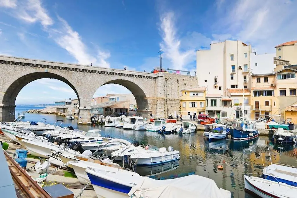 Apartment Duplex Design, Calme, Au Vallon Des Auffes, Bord De Mer Marseille